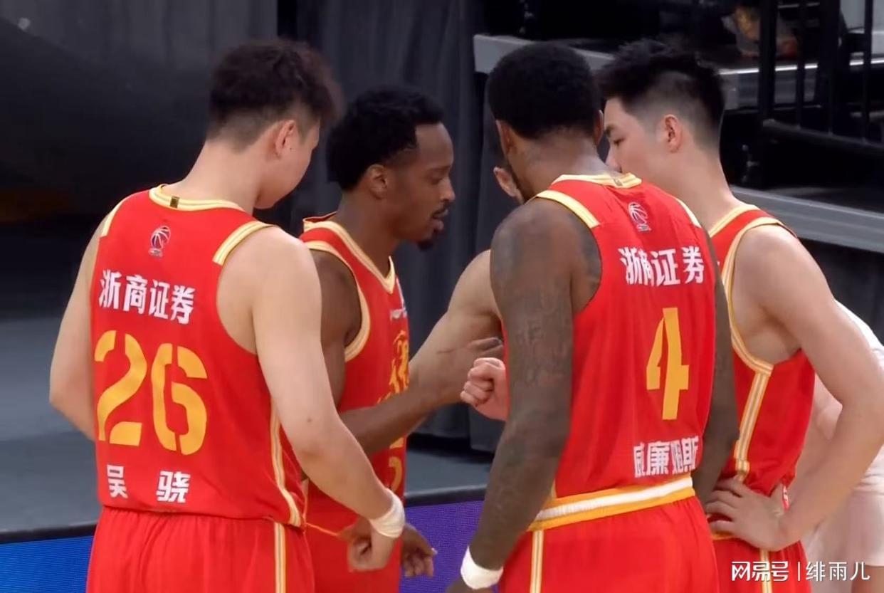 开云体育app-逼走布朗？广厦男篮被曝欲扶正孙铭徽，广东队迎来挖角机会！